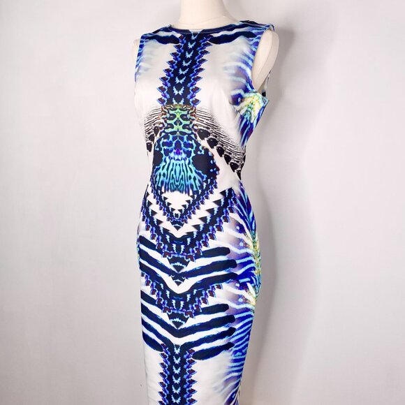 Asos Petite - Bold Abstract Stripe Bodycon Dress - Picture 3 of 9